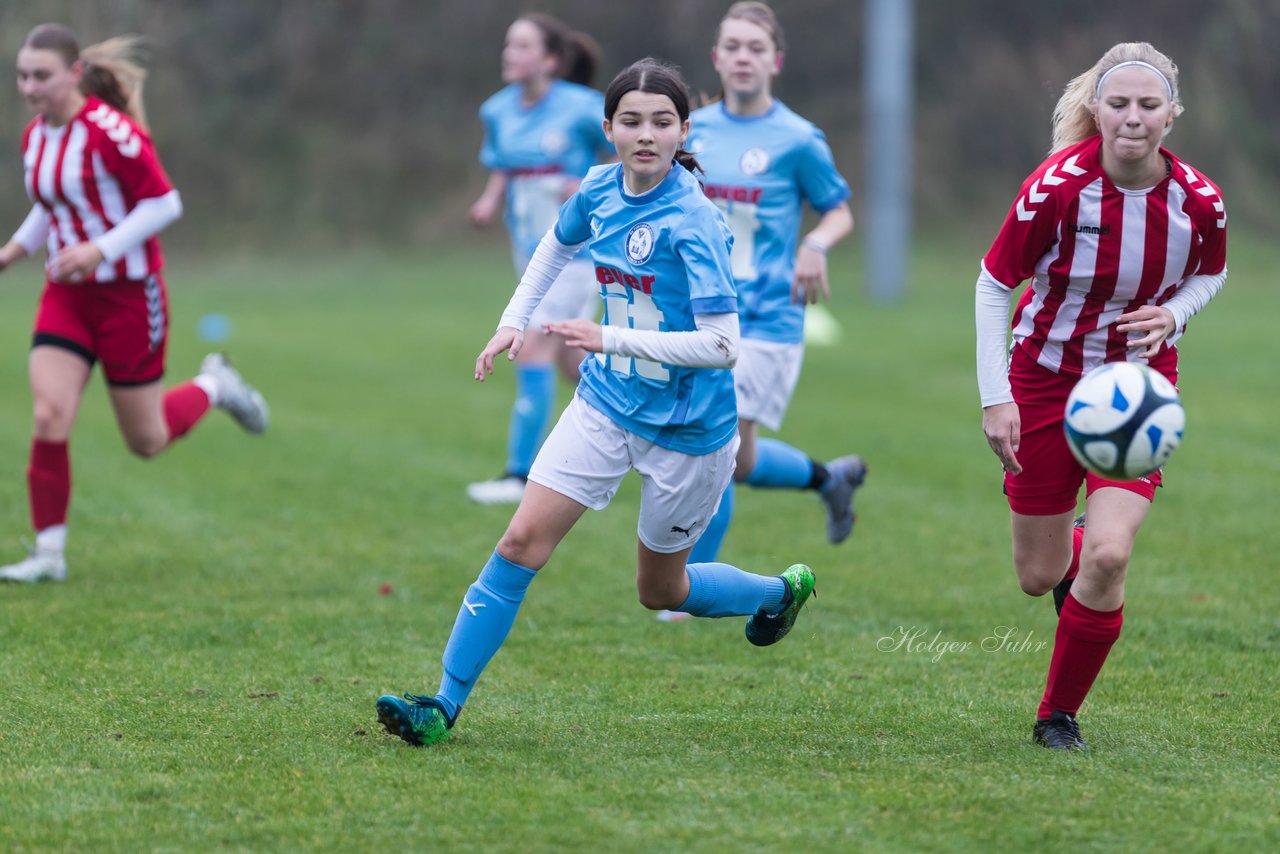 Bild 97 - wBJ TuS Tensfeld - SV Fortuna St. Juergen